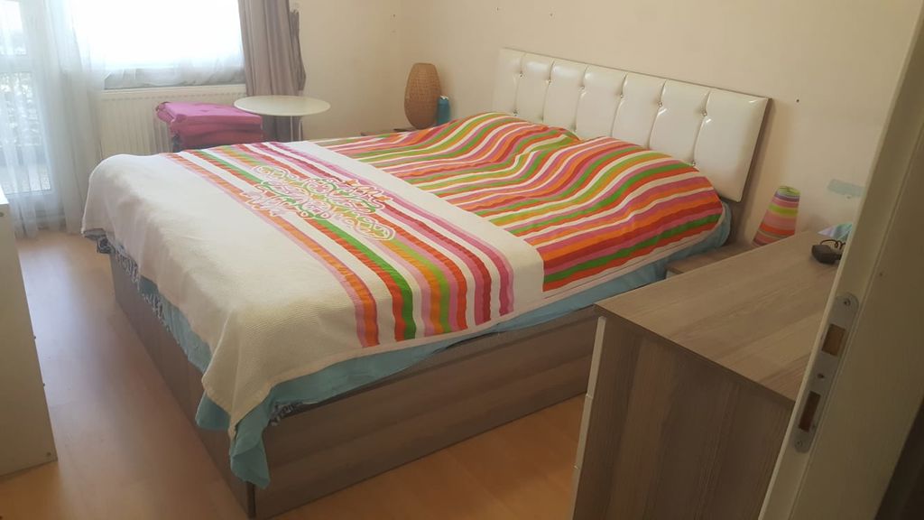 Yenidoğan İkinci El Eşya Alanlar Sancaktepe